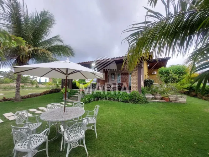 Casa de condomínio fechado à venda em Gravatá/PE!
