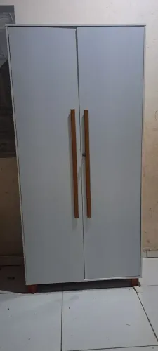 Vende guarda roupa solteiro chama pra gente negociar