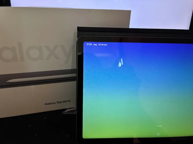 ? Samsung Galaxy Tab S10 FE Wi-Fi - 128GB / 8GB RAM