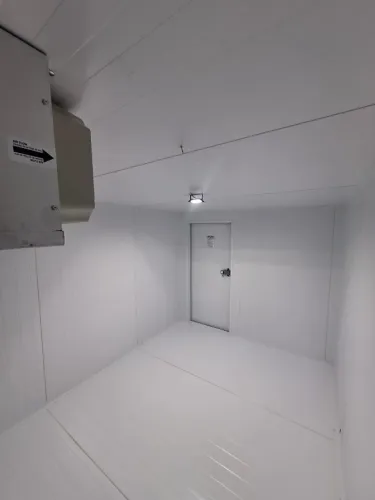 ESTRUTURA DE PAINEIS PRA REFRIGERAÇÃO