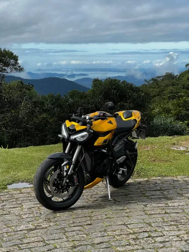 Street Triple 765 RS 2025/25 6.000km único dono