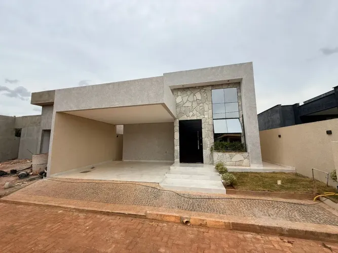 Casa ponte alta norte, 3 suítes, armários planejados, piscina, churrasqueira