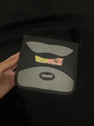Coleção Dragon Ball Z com 24 DVDs! ?  Cada DVD contém, em média, 30 episódios.