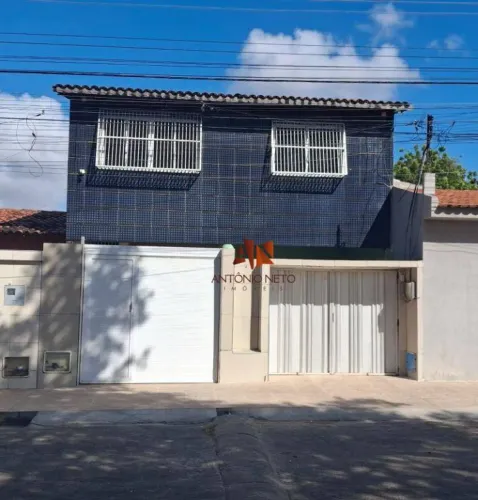 Casa Duplex com 6 quartos à venda, 221 m² por R$ 750.000 - Messejana - Fortaleza/CE
