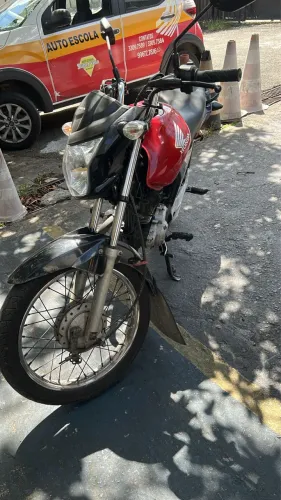 ALUGUEL DE MOTO 300 manutenção por minha conta 