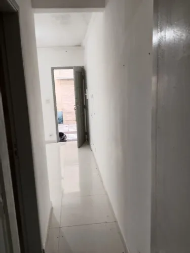 Casa de condomínio com 1 dormitório. Vila Mirim - Praia Grande SP