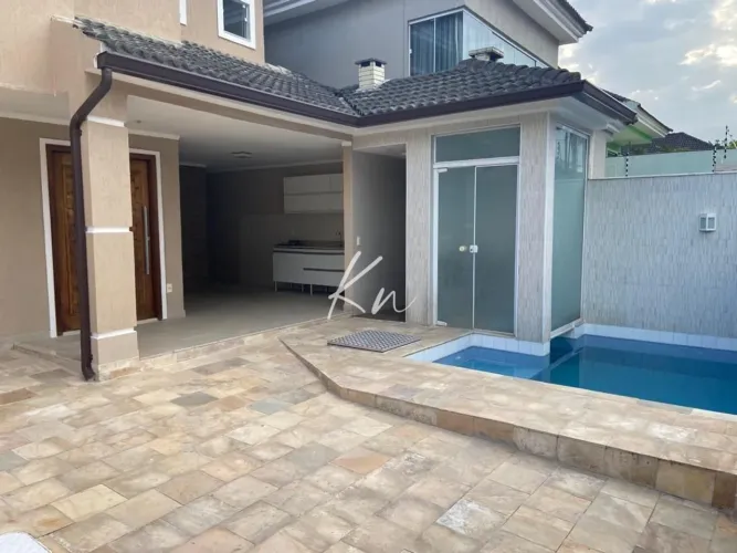 Excelente casa de condomínio 4 quartos com piscina - Vargem Pequena