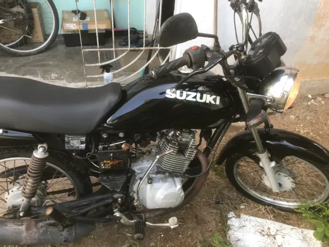 Vendo Suzuki GS120