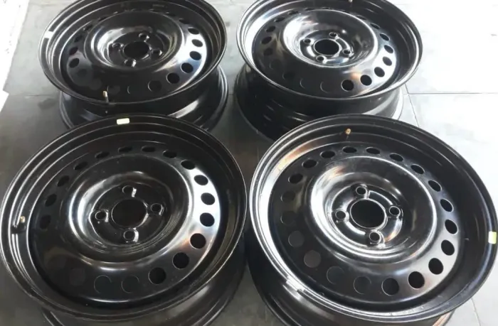 Rodas aro 16 novas 4 furos 