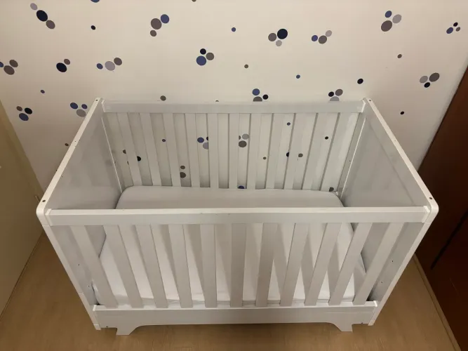Berço 3 em 1 Branco que Vira Mini Cama + Colchão