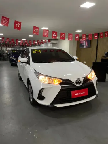 Toyota Yaris XL Sedan 1.5 Flex 16V 4P Aut. 2024