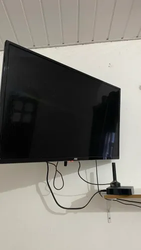 Tv 32 com suporte móvel