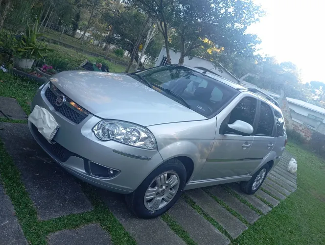 Fiat Palio Week. Attractive 1.4 Fire Flex 8V 2015
