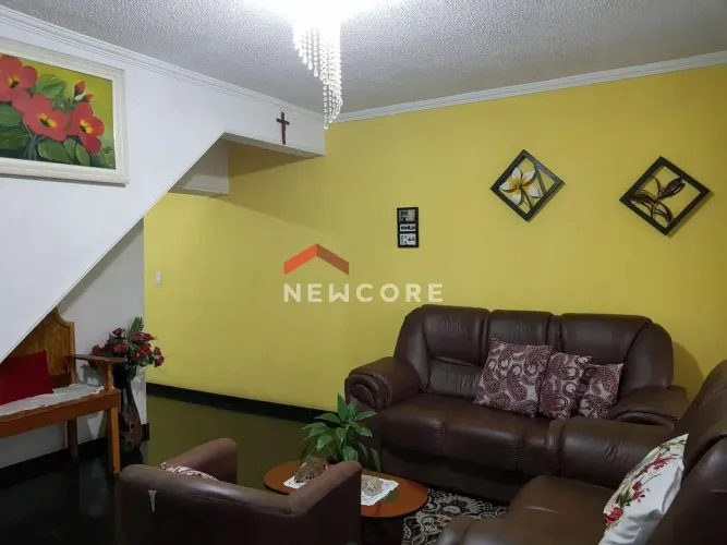 Sobrado em Rua da Glória - km 18 - Osasco/SP