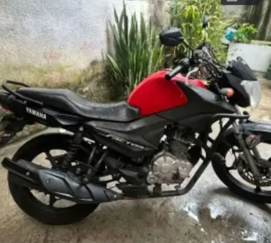Aluga-se 350,00 semana