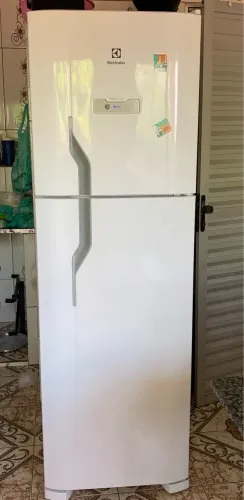 Geladeira eletrolux 