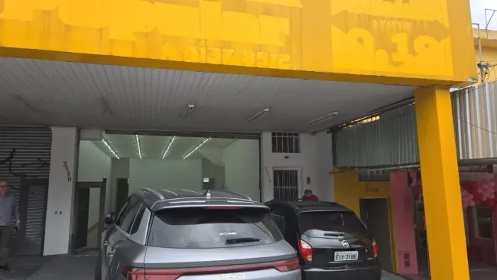 Salão -Ponto Comercial 140m2, Estr Kizaemon Takeuti, Taboao da Serra, SP.Pronto para uso