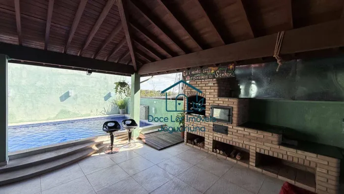 Casa com 3 dormitórios à venda, 240 m² por R$ 1.000.000,00 - Jardim Silvio Rinaldi - Jagua