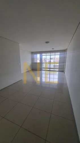 Alugo apartamento Domus com 3 suítes