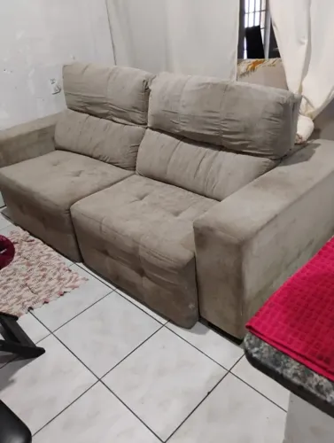 Sofá retrátil e excelente estado!
