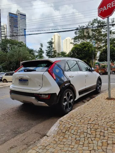 Kia Motors Niro SX Prestige 1.6 GDI (híbrido) 2023