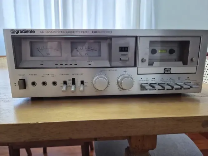 Tape deck Gradiente CD 3700