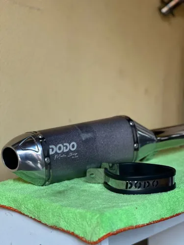 Escapamento DODO ( Racing ) - Cor cinza chumbo - Alcinha de suporte original DODO