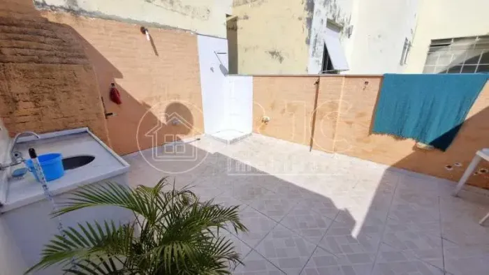 Apartamento para venda possui 209 metros quadrados com 5 quartos