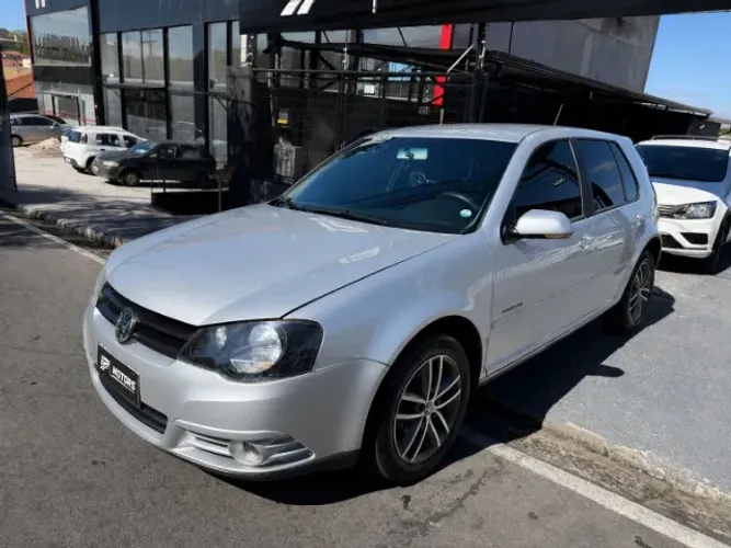 Volkswagen Golf Sportline 1.6 MI Total Flex 8V 4P 2012