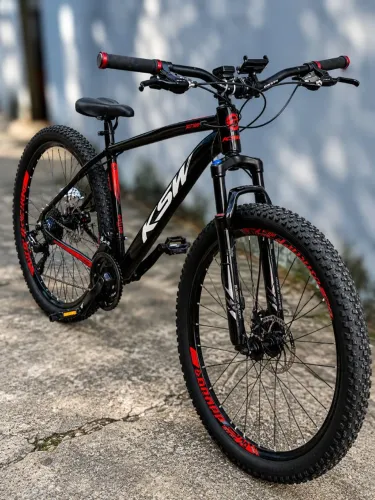 BIKE ARO 29, NOVA + ACESSÓRIOS.