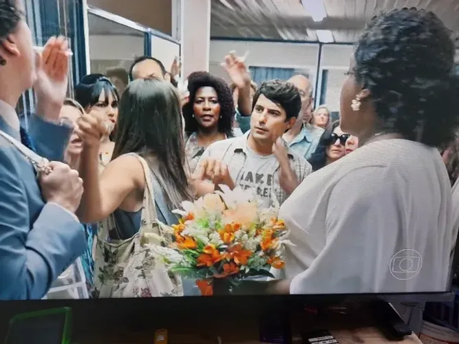Televisão de 45 polegadas 