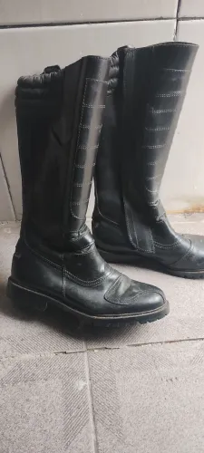 Bota cano longo para motoboy