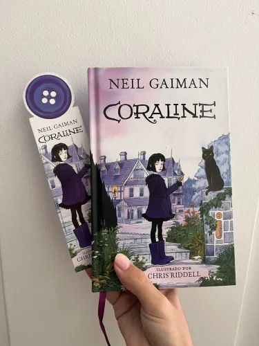 Coraline - Neil Gaiman | Ilustrado por Chris Riddell
