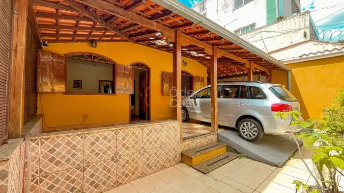 Casa mobiliada com 3 quartos para locação no Jardim Atlântico