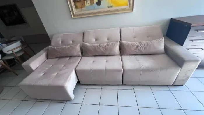 Sofá retrátil e reclinável