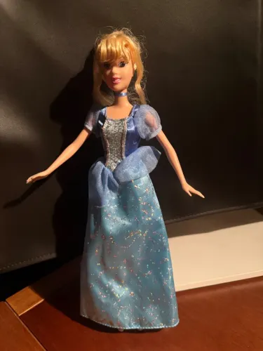 Boneca antiga Barbie super oferta vestido azul