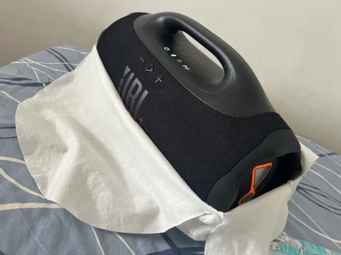 Jbl Bombox 4 zerada nova sem nenhuma marca usada 3 vezes