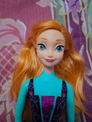 Boneca Anna Frozen