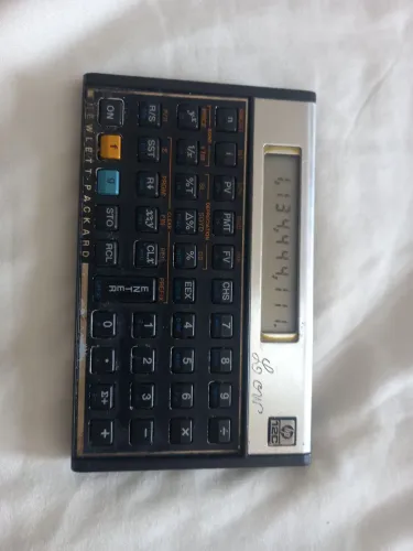 Calculadora financeira hp12c com defeito