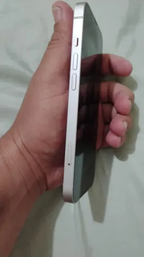 iPhone 13 retirar peças