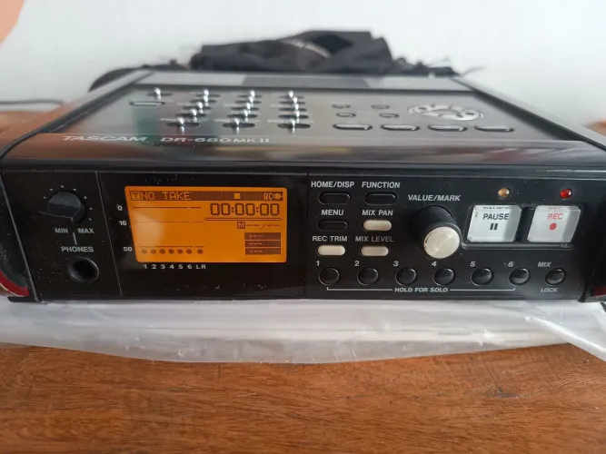 Gravador multipista Tascam DR680-MKII, 6 canais independentes