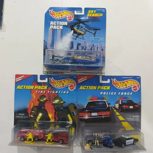 Hot Wheels ACTION PACK 3 Unidades