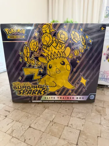 Elite Trainer Box Surging Sparks - Pokémon TCG