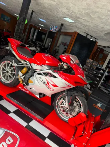 MV AGUSTA F4 1000R 