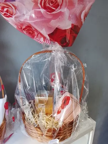 Cesta dia das mães perfume Lady Million brand