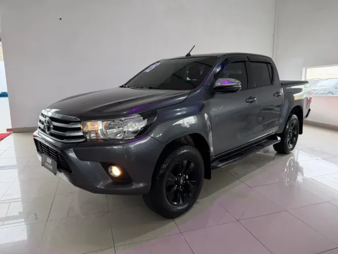 Toyota Hilux CD SRV 4X4 2.8 TDI Diesel Aut. 2018