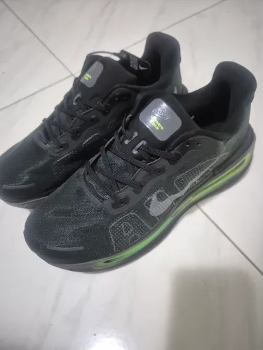 Nike vomero Premium n41 preto