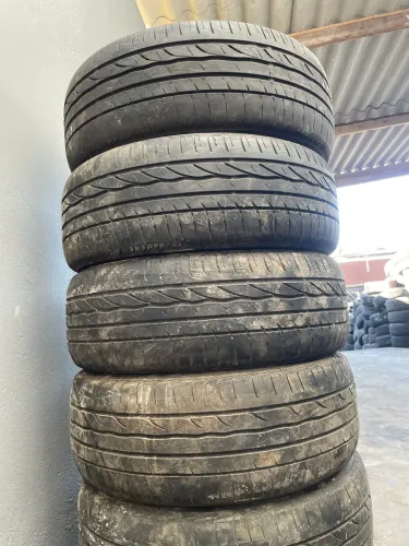 Pneus 205/55 16 Bridgestone turanza os quatro por 800$ seminovos 