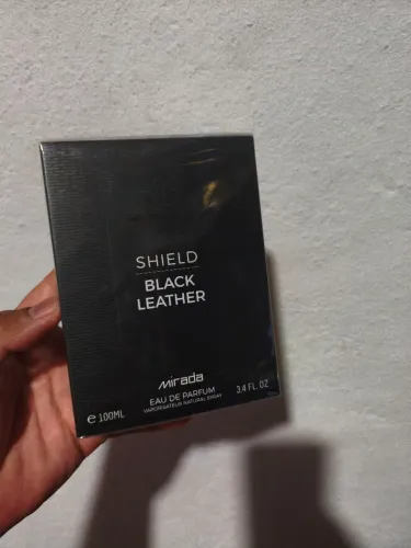Perfume masculino Mirada sheld Black leather 100ml  lacrado  