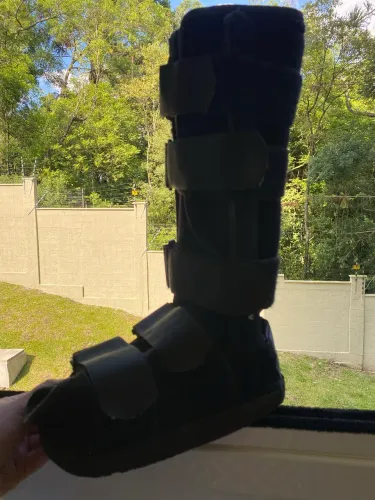 Bota imobilizadora ortopédica 